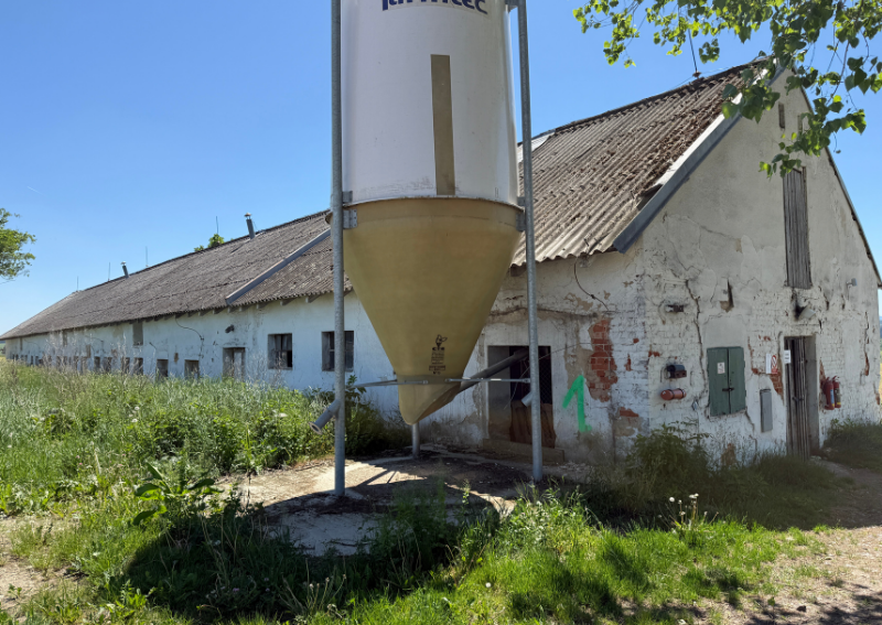 Zemědělský objekt ve Zborově k prodeji
